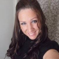 Julie Blount's Instagram, Twitter & Facebook