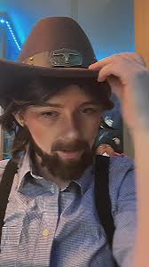 Arthur Morgan Door Suit