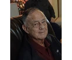 Daryl Guess's Instagram, Twitter & Facebook