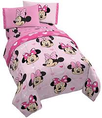 The front of the comforter features the adorable minnie mouse with a beautiful unicorn on a gradient rainbow ground while the reverse has a vibrant rainbow diagonal striped pattern. Jay Franco Disney Minnie Mouse Hearts N Love 4 Piece Twin Bed Set Includes Reversible Comforter Sheet Set Super Soft Fade Resistant Microfiber Official Disney Product Buy Online