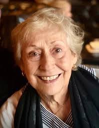 Madelyn Kane's Instagram, Twitter & Facebook