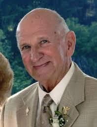 Ted Squires's Instagram, Twitter & Facebook