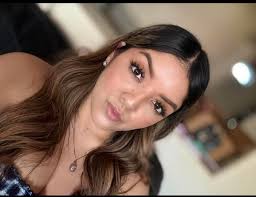 Hey mamas! Let's connect! Give my accounts a follow! I'll do the same💕📈