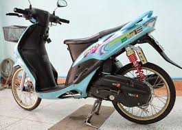 Maybe you would like to learn more about one of these? 26 Ide Tips Modifikasi Motor Matic Makin Kece Motor Gambar Lowrider