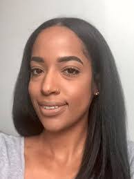 Amanda Starr's Instagram, Twitter & Facebook