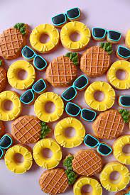 Pin By Milagros On Y Csweets Summer Sugar Cookies Summer Cookies Cookie Decorating