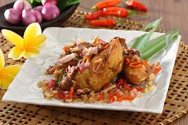 Yang menjadi makanan ini menarik adalah sambalnya yang pedas. Resep Ayam Goreng Siram Sambal Matah Yang Unik Dan Lezat Wisata Kuliner Kita