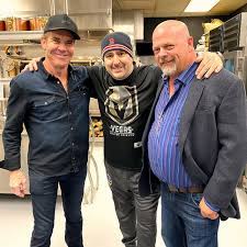 I work here with my old man and my son, big hoss, and in 23 years i've learned one thing. Actor Dennis Quaid Dines On Steak With Rick Harrison Of Pawn Stars Eater Vegas