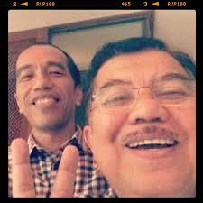 Siapa yang sangka presiden indonesia saat ini, pak jokowi. Pak Jokowi Dan Pak Jusuf Kalla Selfie Berdua V Ga Flickr