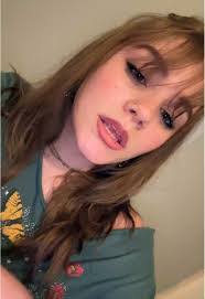 Savannah Burch's Instagram, Twitter & Facebook