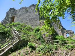Ruine rusenschloß is situated south of bleiche. Ruine Hohengerhausen Rusenschloss Blaubeuren Alb Donau Kreis Wandertipps Fotos Komoot