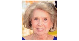 Angela Mchugh's Instagram, Twitter & Facebook