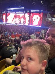 James's guitar is getting tuned!! Let's GO NASHVILLE!! 🎤📍🔥🤘