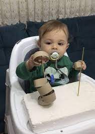 1 Yas Etkinlik El Goz Koordinasyonu Gelistiren Etkinlik Bebek Egitim Etkinlikleri Bebek Duyusal Duyusal Gelisim Oyunlari