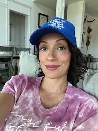 You look happier” Thanks I just ate 💁🏽‍♀️