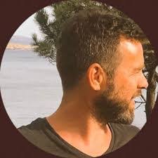 Silvia Grimaldo's Instagram, Twitter & Facebook