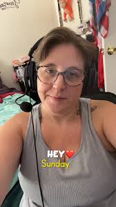 Counting down the days until Wicked arrives… so we've Returned to Oz! 🌪️✨  But the real question is: Team Glinda or Team Elphaba? 💖💚 Come stroll  down the golden (cobbled) road and