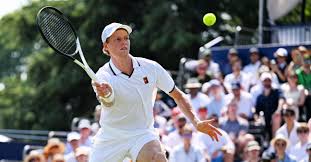 No answers on the collapse, but Sinner beats Norrie and is “very strong again” before Wimbledon