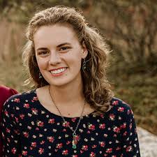 Pamela Curtin's Instagram, Twitter & Facebook