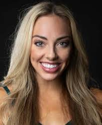 Deborah Sandman's Instagram, Twitter & Facebook