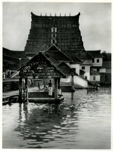 Holy pond Padmatheertham— Thiruvananthapuram (also known as Trivandrum), 1920s.