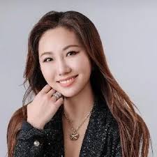 Dr. Julie Huh, MD, Dermatology