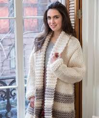 From classic crew necks to fair isle, explore our sublime selection of free cardigan patterns lovingly created by our independent designers and our favorite brands. 24 Starsky Sweter Ideas Knitting Knitting Patterns Knit Crochet