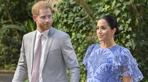 Nachdem herzogin meghan markle und prinz harry ihren sohn zum ersten mal in der öffentlichkeit zeigten, haben sie nun auch den namen des kleinen verraten. Herzogin Meghan Und Prinz Harry Heimlicher Ibiza Urlaub Mit Baby Archie