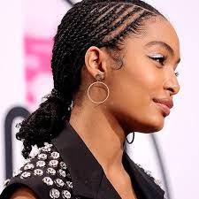 Curly hairstyles prom hairs hairs idea weddings hairs hairs styles hairs color bridesmaid hairs half updo hairs makeup. 9 Easy On The Go Hairstyles For Naturally Curly Hair