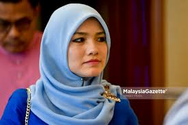 Hidup mati umno bukan di tangan bersatu, kata ketua puteri umno zahida zarik khan sebagai membalas kenyataan ketua. Penghinaan Demi Penghinaan Adakah Satu Kebetulan