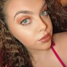 Sarah Elia (@SarahElia9)