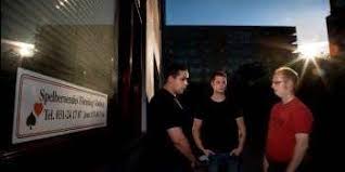 Joakim har spelat bort 400 000