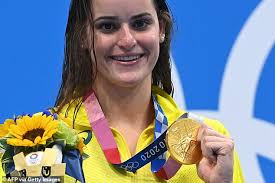 Kaylee mckeown flashed a grin and then blew a kiss to her late father from the pool after winning gold in the 100m. Xttej6jsv9we6m