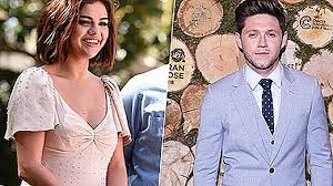 Le ha confesado que esperó por ella mucho tiempo. Selena Gomez Y Ex Niall Horan Se Divierten En La Boda De Su Mejor Amiga Cute Pic Entretenimiento 2021