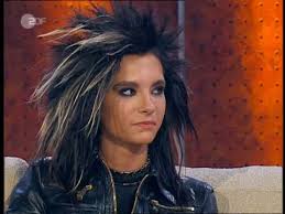 1 personal life 1.1 before tokio hotel 1.2 after tokio hotel 2 musical career 2.1 beginning of the band 2.2 at the age of ten, the brothers began performing live inmagdeburg, near. Bill Kaulitz On Wetten Dass 2007 Part 2 2 Youtube