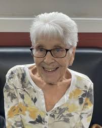 Eve Frey's Instagram, Twitter & Facebook