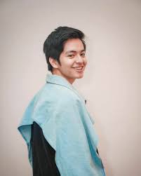 Angga yunanda mesra dengan cewek, shenina cinnamon? Angga Aldi Yunanda Potret Diri Aktor Gambar