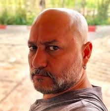 Hüsnü şenlendirici ile ilgili tüm haberleri ve son dakika hüsnü şenlendirici haber ve gelişmelerini bu sayfamızdan takip edebilirsiniz. Husnu Senlendirici Oglu Ergun Senlendirici Yi Evlendirdi Magazin Haberleri Magazin Haberleri