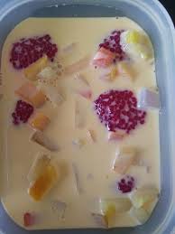 Tuang puding jagung di atas sagu mutiara. Puding Sagu Cocktail Sedap Dimakan Mama Cakes Desserts Facebook