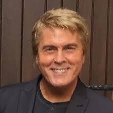 Mike Nolan's Instagram, Twitter & Facebook