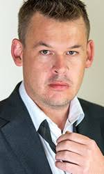 Cast completo del film London Zombies