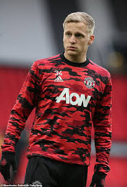 Frank de boer ist ein ehemaliger fußballspieler aus нидерланды, (* 15 мая 1970 г. Manchester United Pariah Donny Van De Beek Is Being Teased By His Women S Team Jackie Groenen Saty Obchod News