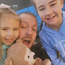 Where to get the gorgeous vinyl set?