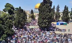 The site is also the holiest site for jews, who refer to it as the temple mount and revere it as the spot where the biblical temples. Friday Prayers Draw 70 000 Palestinians To Al Aqsa Mosque Morocco World News