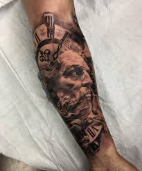 Tatuagem Criada Pelo Artista Ddierre Botelho De Goiania Clique Para Conferir Outros Trabalhos Em Preto Greek Tattoos Mythology Tattoos Greek Mythology Tattoos