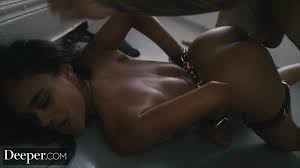 Beautifull ebony teen Scarlit Scandal was tied up and fucked by a rockstar