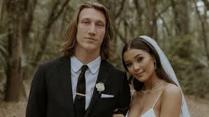 Nfl commissioner roger goodell announced lawrence as the first pick for the jaguars on thursday evening. Trevor Lawrence Donates 20 000 To Charity In Response To Jags Fans Sending Him Wedding Gifts Article Bardown