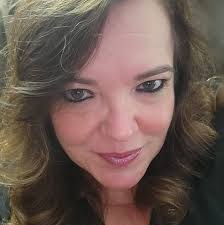 Carolyn Capozzi's Instagram, Twitter & Facebook