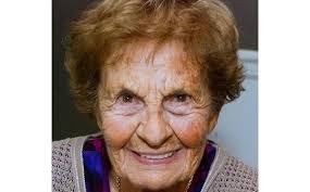 Donna Magnotta's Instagram, Twitter & Facebook