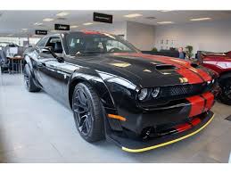 Black And Red Challenger 2019 Dodge Srt Hellcat Challenger Black With Factory Dual Red Stripes Hellcat Challenger Dodge Srt Dodge Charger Hellcat